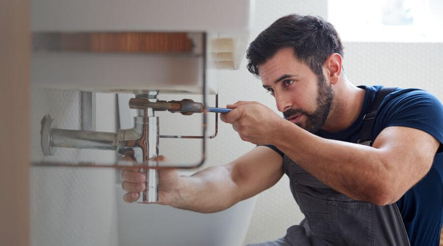 Garbage disposal repair in New Pine Creek, OR